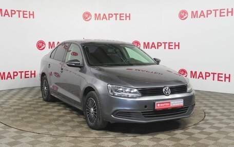 Volkswagen Jetta VI, 2014 год, 1 014 000 рублей, 3 фотография