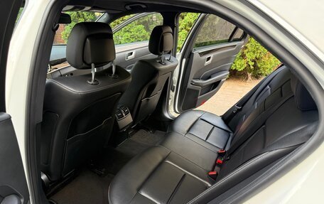 Mercedes-Benz E-Класс, 2014 год, 2 300 000 рублей, 9 фотография