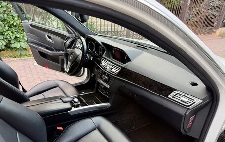 Mercedes-Benz E-Класс, 2014 год, 2 300 000 рублей, 7 фотография