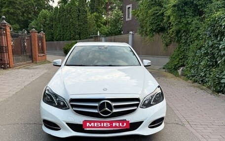 Mercedes-Benz E-Класс, 2014 год, 2 300 000 рублей, 3 фотография