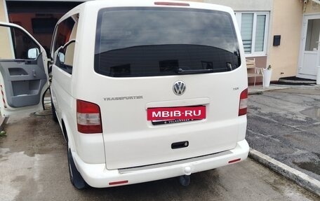 Volkswagen Transporter T5 рестайлинг, 2005 год, 1 200 000 рублей, 4 фотография