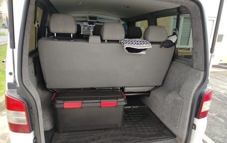 Volkswagen Transporter T5 рестайлинг, 2005 год, 1 200 000 рублей, 6 фотография