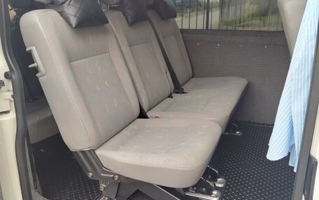 Volkswagen Transporter T5 рестайлинг, 2005 год, 1 200 000 рублей, 10 фотография
