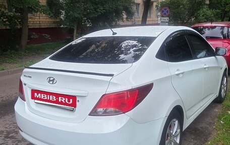 Hyundai Solaris II рестайлинг, 2016 год, 515 000 рублей, 3 фотография