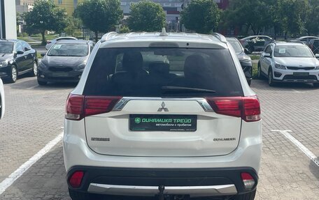 Mitsubishi Outlander III рестайлинг 3, 2017 год, 1 455 000 рублей, 7 фотография