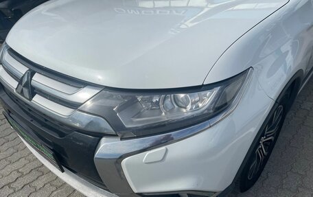 Mitsubishi Outlander III рестайлинг 3, 2017 год, 1 455 000 рублей, 4 фотография
