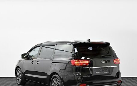 KIA Carnival III, 2019 год, 2 445 000 рублей, 4 фотография