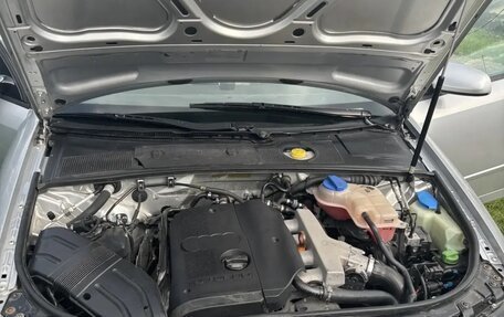 Audi A4, 2002 год, 770 000 рублей, 5 фотография