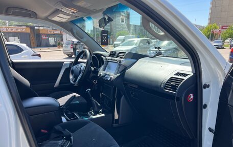 Toyota Land Cruiser Prado 150 рестайлинг 2, 2016 год, 4 500 000 рублей, 6 фотография
