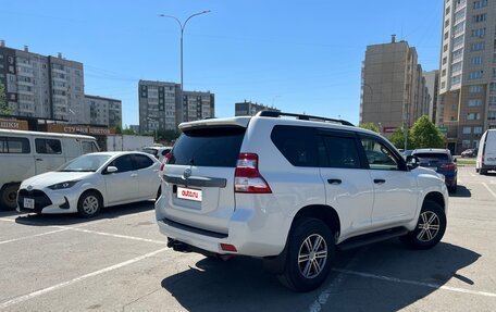 Toyota Land Cruiser Prado 150 рестайлинг 2, 2016 год, 4 500 000 рублей, 11 фотография