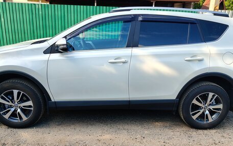 Toyota RAV4, 2017 год, 1 690 000 рублей, 3 фотография