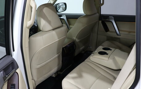 Toyota Land Cruiser Prado 150 рестайлинг 2, 2016 год, 4 780 000 рублей, 17 фотография