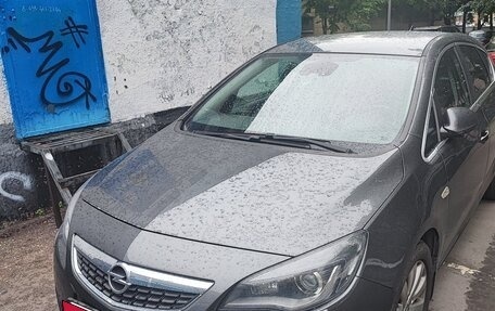 Opel Astra J, 2011 год, 850 000 рублей, 9 фотография