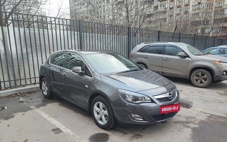 Opel Astra J, 2011 год, 850 000 рублей, 11 фотография