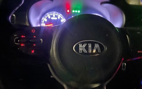 KIA Rio IV, 2018 год, 950 000 рублей, 4 фотография