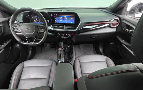 Chevrolet Trax, 2023 год, 1 570 000 рублей, 8 фотография