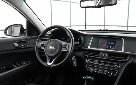 KIA Optima IV, 2018 год, 2 090 000 рублей, 7 фотография