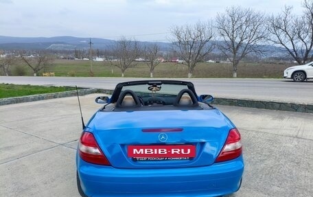 Mercedes-Benz SLK-Класс, 2005 год, 1 500 000 рублей, 10 фотография