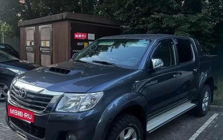 Toyota Hilux VII, 2012 год, 2 300 000 рублей, 10 фотография