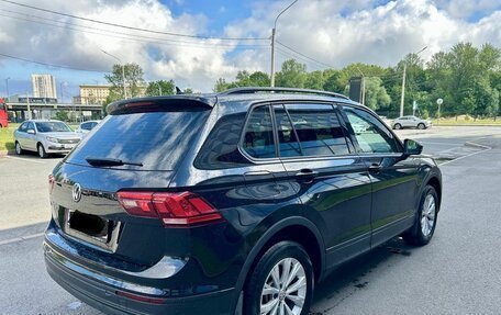 Volkswagen Tiguan II, 2019 год, 2 340 000 рублей, 4 фотография
