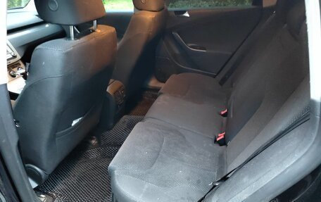 Volkswagen Passat B6, 2006 год, 350 000 рублей, 15 фотография