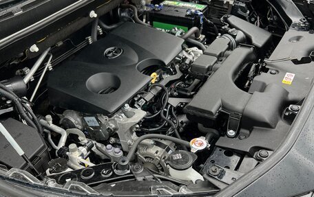 Toyota RAV4, 2020 год, 3 300 000 рублей, 10 фотография