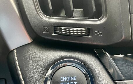 Toyota RAV4, 2019 год, 2 685 000 рублей, 19 фотография