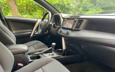 Toyota RAV4, 2019 год, 2 685 000 рублей, 17 фотография