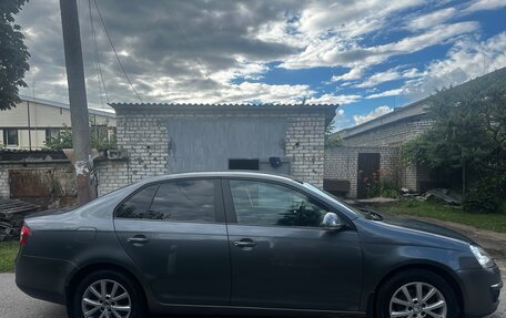 Volkswagen Jetta VI, 2010 год, 790 000 рублей, 3 фотография