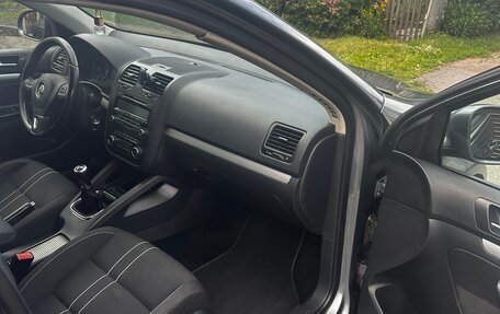 Volkswagen Jetta VI, 2010 год, 790 000 рублей, 13 фотография