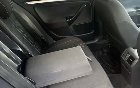 Volkswagen Jetta VI, 2010 год, 790 000 рублей, 18 фотография