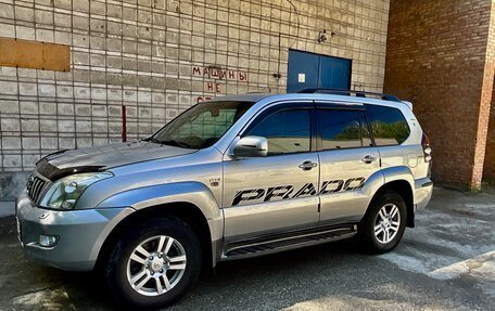 Toyota Land Cruiser Prado 120 рестайлинг, 2005 год, 2 300 000 рублей, 2 фотография