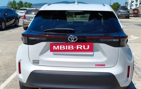 Toyota Yaris Cross, 2021 год, 2 080 000 рублей, 5 фотография