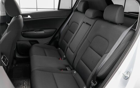KIA Sportage IV рестайлинг, 2018 год, 2 149 000 рублей, 10 фотография