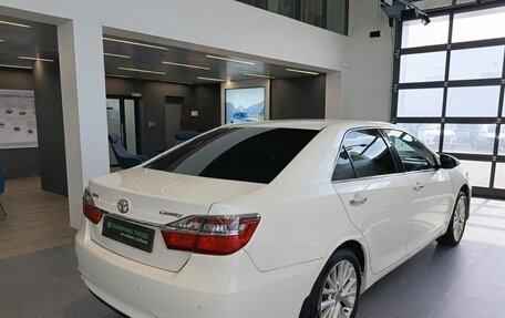 Toyota Camry, 2015 год, 1 849 000 рублей, 4 фотография