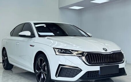 Skoda Octavia IV, 2023 год, 1 750 000 рублей, 2 фотография