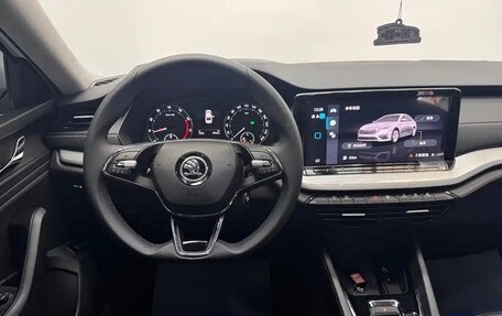 Skoda Octavia IV, 2023 год, 1 750 000 рублей, 8 фотография
