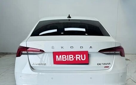 Skoda Octavia IV, 2023 год, 1 750 000 рублей, 6 фотография