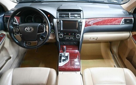 Toyota Camry, 2012 год, 1 699 900 рублей, 9 фотография