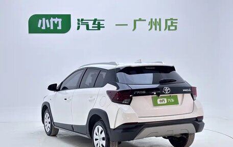 Toyota Yaris XP150 рестайлинг, 2023 год, 1 330 000 рублей, 7 фотография