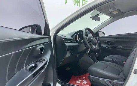 Toyota Yaris XP150 рестайлинг, 2023 год, 1 330 000 рублей, 14 фотография