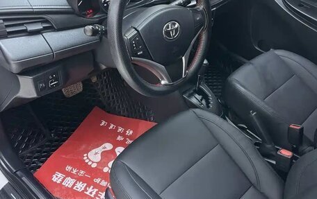 Toyota Yaris XP150 рестайлинг, 2023 год, 1 330 000 рублей, 10 фотография