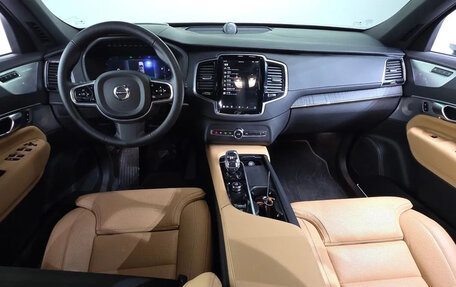 Volvo XC90 II рестайлинг, 2025 год, 8 000 000 рублей, 5 фотография