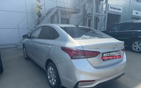 Hyundai Solaris II рестайлинг, 2017 год, 955 000 рублей, 2 фотография