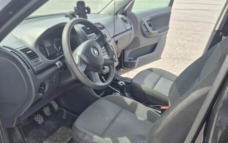 Skoda Fabia II, 2013 год, 450 000 рублей, 10 фотография