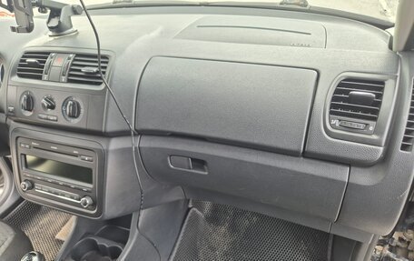 Skoda Fabia II, 2013 год, 450 000 рублей, 16 фотография