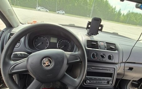 Skoda Fabia II, 2013 год, 450 000 рублей, 12 фотография