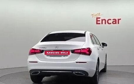 Mercedes-Benz A-Класс, 2022 год, 2 850 000 рублей, 4 фотография