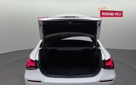 Mercedes-Benz A-Класс, 2022 год, 2 850 000 рублей, 30 фотография
