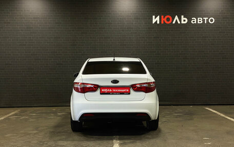 KIA Rio III рестайлинг, 2013 год, 750 000 рублей, 6 фотография